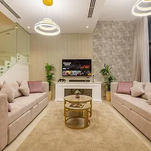 Luxury In Jebel Ali Village By Dpie Apartment