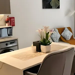 Laya Heights By Hogar Appartamento *