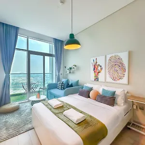 Minimal In Marina Sea View In Centric & Building