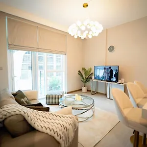 Апартаменты Stylish And Charming 1br In Urban Oasis By Missoni *