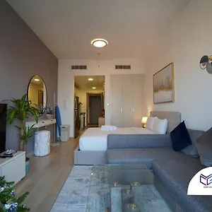 Luke - Jvc Bloom Heights Apartment *