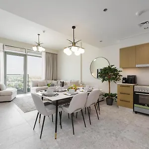 Maison Privee - Graceful In Prestigious Hills Close To The Golf Course Apartment