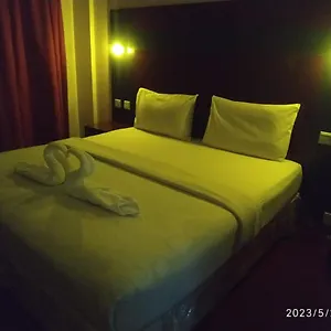 Tehran Hotel *