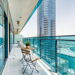 Apartment Manzil - Classic 3br Near The Metro Station In Business Bay