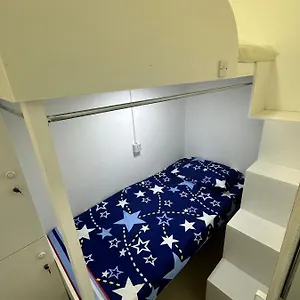 Homestay Deluxe Loft Near Burjuman Metro Station , Bur *