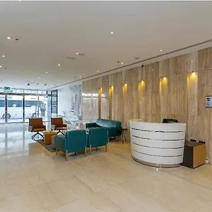 Apartment Nest At Marina Dubai