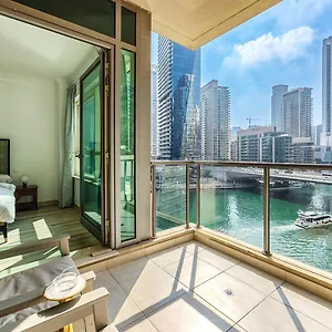 Apartment Marina Quays 1 Bdr Guest Bedroom, Marina