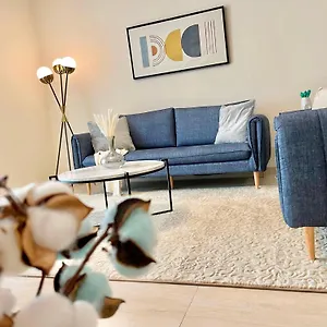 Lägenhet Elite Lux Homes - Two Bedroom Direct Metro Access In Al Furjan,