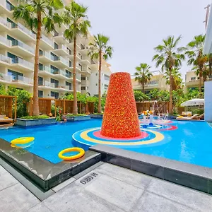 Eden's Homes & - Five Palm Residences Penthouses Apartment Dubai
