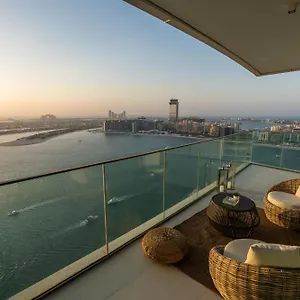 Elegant 3br With Private Beach Access Apartment *