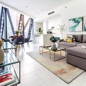 Frank Porter - Marquise Square Apartment
