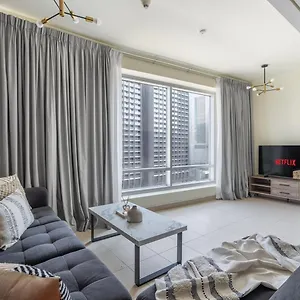 Guestready - Sleek With Burj Views