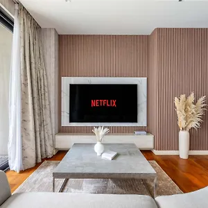 Walk Specter Apartment *