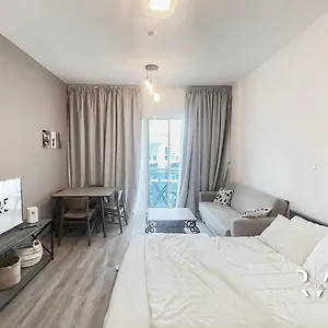 Apartment Rare Homes - Near The - Vista B - Production - Impz - R2112 *