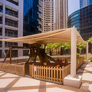 Vacay Lettings - Bay Tower - * Dubai