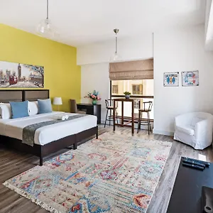 La Buena Vida Homes
