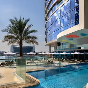Hotel Hilton Creek & Residences