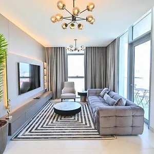 1br Escape By The Lagoon In District One Meydan