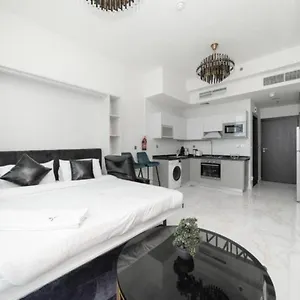 Brown Stone - Bayz & Burj Khalifa View Apartment