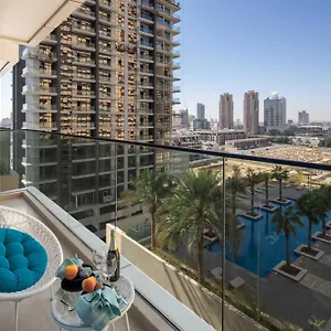 Apartment Frank Porter - Golden Dream Tower Dubai