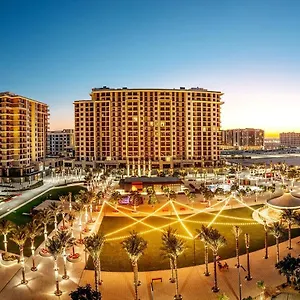 Pure Voyage Town Square * Дубай