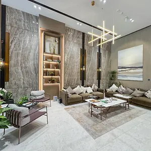 Lux High-rise 12th Floor Westwood Grande