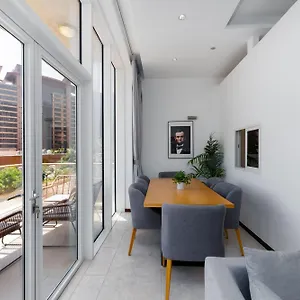 Apartment Tiara Residences, Palm Jumeirah - Mint Dubai