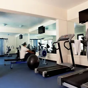 Golden Sands 10 Hotel