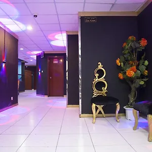 White Hotel *