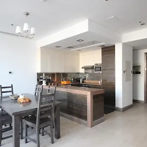 Espace Holiday Homes - Bay Square 12 Apartment