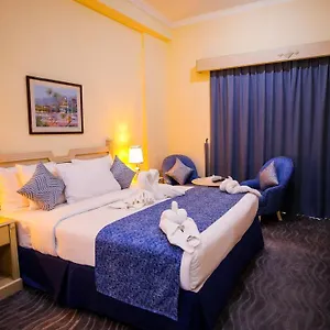 House & Hotel apartamentowy 2*