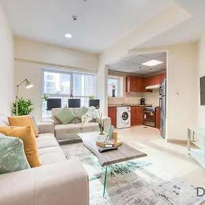 Next To 2br Accessible To Metro, Gate 2, Jumeirah Towers By Deluxe Homes