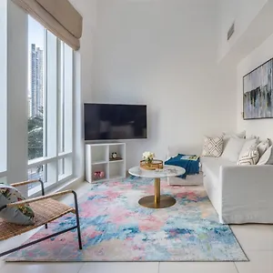 Frank Porter - Lofts Apartment