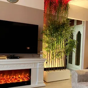 Apartment Lovely 1 Bedroom In The Heart Of *