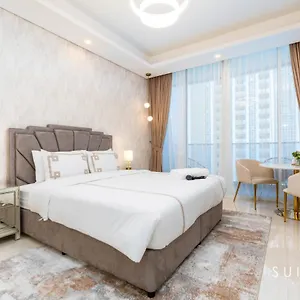 Brand New Modern With Burj Khalifa Views Dubai
