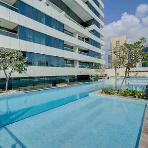 Apartment Luxurious Amenities
