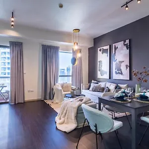 The Smart Concierge - Bahar 6 Tower Апартаменты *