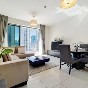 Standpoint A, Downtown - Contemporary One Bedroom Apartment