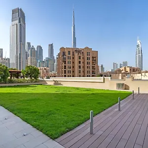 Luxe & Modern Two Bedroom Downtown - Close To Burj Khalifa & The Mall By Sojo Apartment