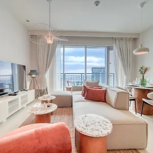 Distinguished 2br At Harbour Views Tower 1 By Deluxe Homes Apartment Dubai