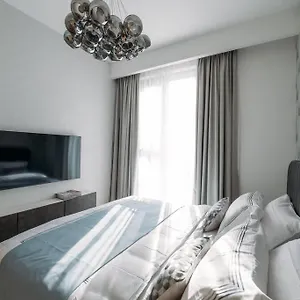Modern & Chic 2bedroom With Balcony Creek