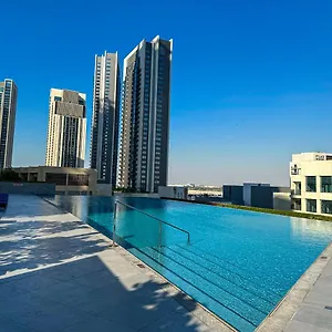 Higuests - Luxury Living With Huge Terrace In Creek Harbour Dubai