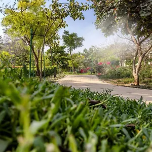 By Latinem Luxury 1br W2515 Near Burj Khalifa