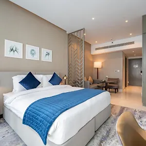Aliving Stylish With Partial Burj & Canal Views- Prive , Business Bay 713 Dubai
