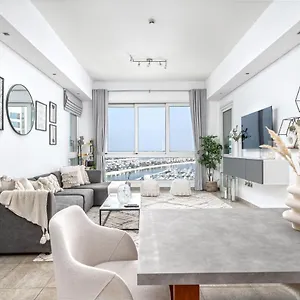 Apartment Alh Vacay - Newly Furnished 3 Bedroom In Marina Residences