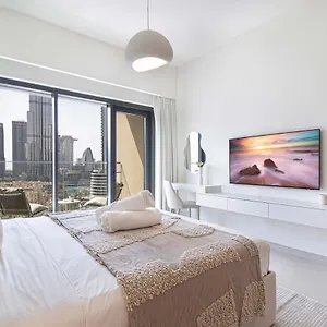 Havenue At Burj Royale - Full Burj Khalifa View - 2 Bed - Pool - Gym