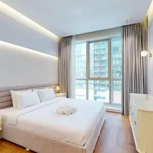 Torch Tower - Opulent Two Bedroom Apartment Dubai