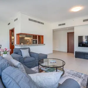 Charming 1 Bedroom - Heart Of Downtown