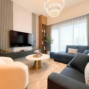 Extreme Luxury Burj Royal Balcony And Downtown View Apartment