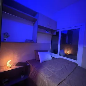 Homestay Shared Private Burjuman Metro Exit 4